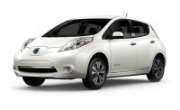 Nissan LEAF car photo